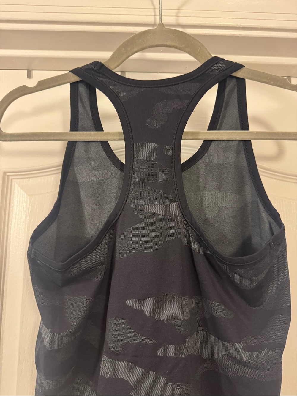 Athleta Black & Dark Gray Camo Racerback Tank - Picture 6 of 9